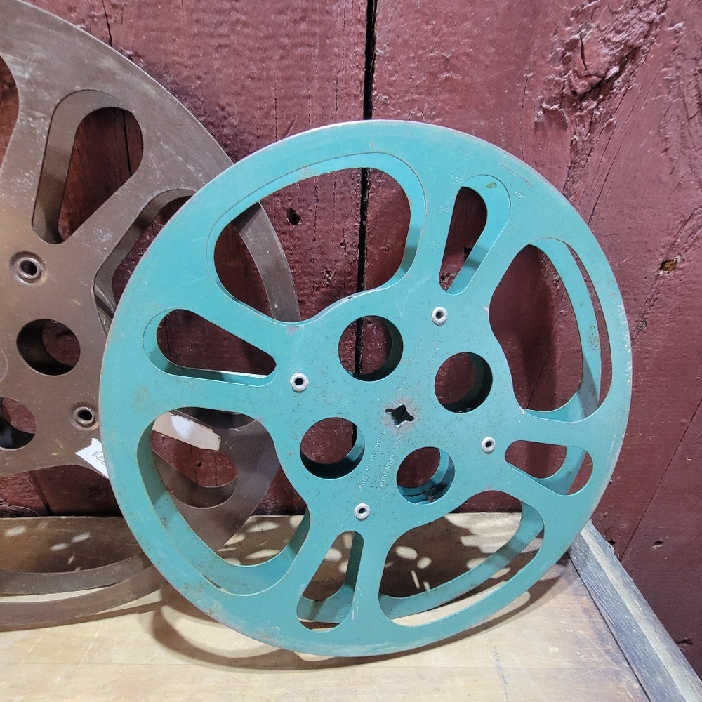Pair Of Vintage Metal Film Reels 12 1/4" & 10 1/2" - Picture 3 of 6